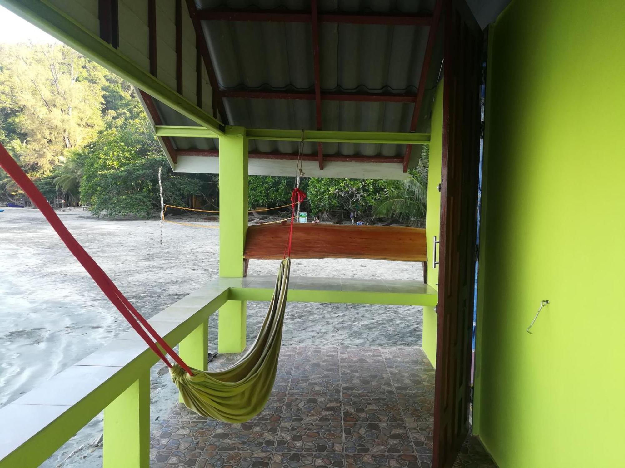 Lae Tawan Bungalow Koh Chang Ranong Rum bild