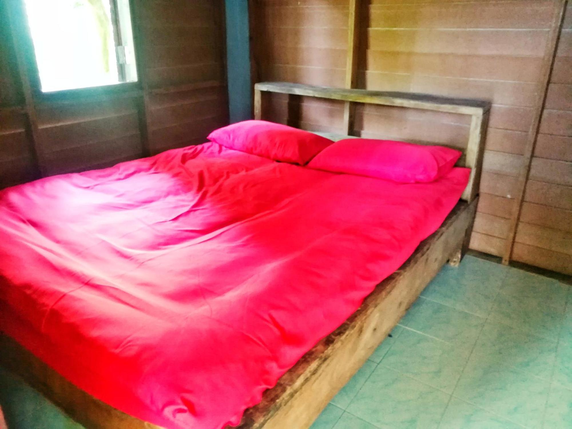 Lae Tawan Bungalow Koh Chang Ranong Rum bild