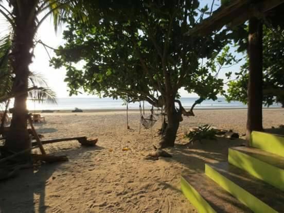 Lae Tawan Bungalow Koh Chang Ranong Exteriör bild