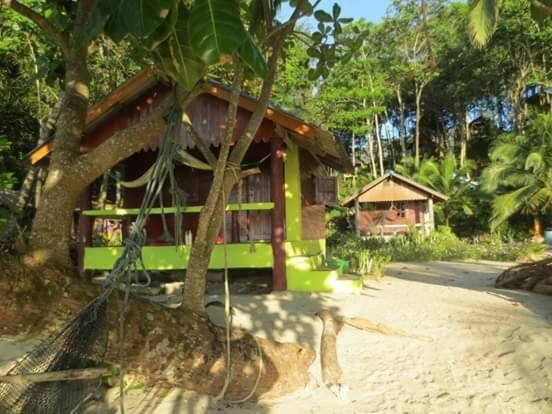 Lae Tawan Bungalow Koh Chang Ranong Exteriör bild